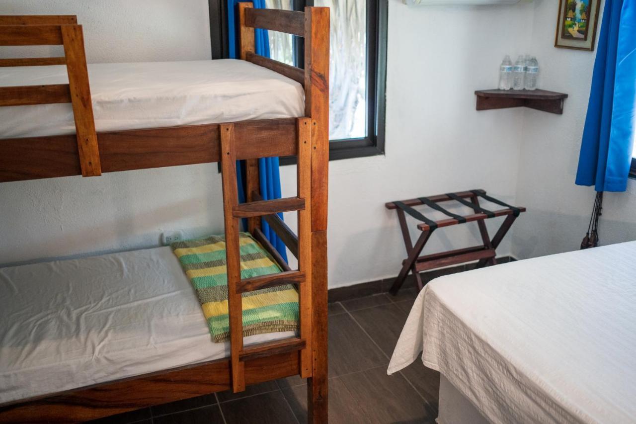 Marbella Eco Lodge Monterrico Eksteriør bilde